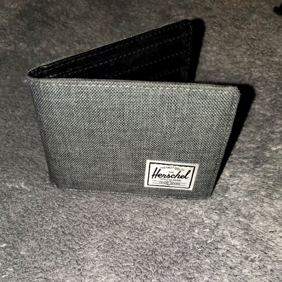 Herschel Hank Wallet - Picture 2 of 4